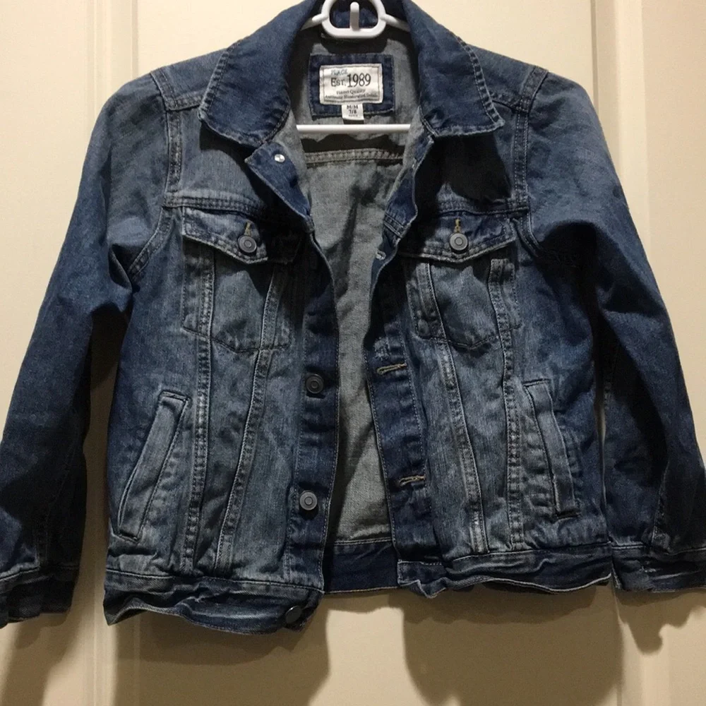 The Children’s Place kids distressed Jean jacket boy’s size 7/8